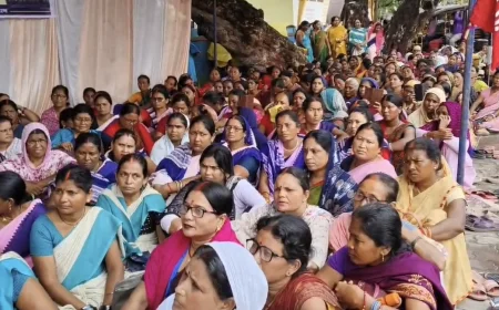 आशा कार्यकर्ताओं को मानसिक रूप से प्रताड़ित करना बंद किया जाए और